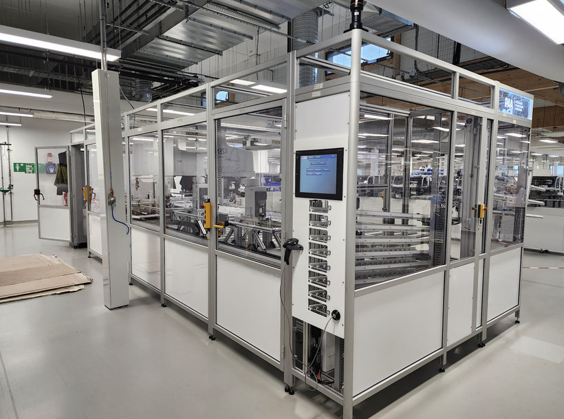 Mitsubishi Electric: Lab Cerba automates cold storage blood testing with new robotic workcell